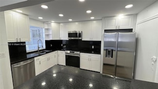 1020 Meridian Ave Unit 201, Miami Beach, FL 33139