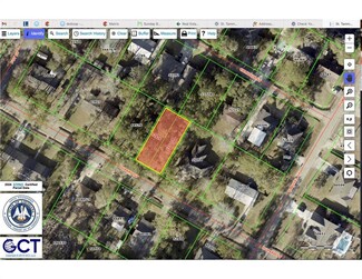 1617 Dupard St, Mandeville, LA 70448
