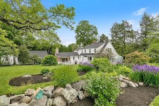 46 Bedford Rd, Lincoln, MA 01773