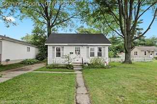 27109 Hampden St, Madison Heights, MI 48071