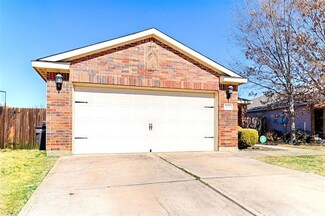624 Misty Mountain Dr, Fort Worth, TX 76140