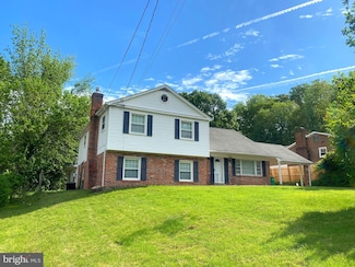 7308 Riverhill Rd, Oxon Hill, MD 20745