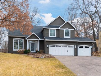 900 Fernbrook Ln N, Plymouth, MN 55447