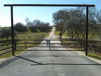 1 Nickel Creek Rd, San Miguel, CA 93451