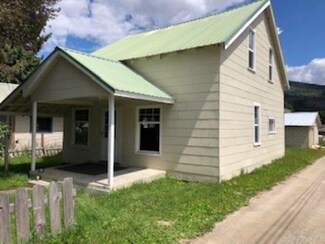 104 Central St, Ione, WA 99139