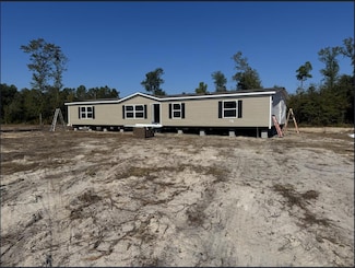 1130 Hull Ln, Williston, SC 29853