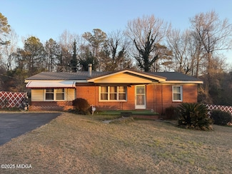 611 Sgoda Rd, Macon, GA 31217