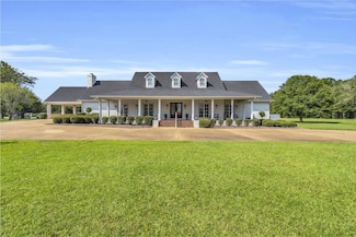 432 Old Country Ln, Columbus, MS 39702
