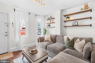 2505 Sepviva St, Philadelphia, PA 19125