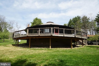 386 Rocky Mountain Rd, Franklin, WV 26807