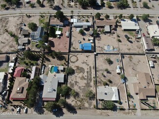 236 Nooch Rd, Socorro, TX 79927