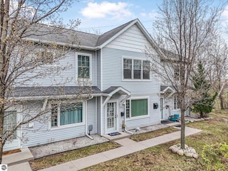 715 Lake Ave Unit 17-C, Traverse City, MI 49684
