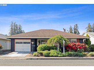 16735 SW King Charles Ave, Portland, OR 97224