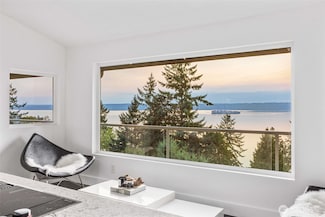 15733 25th Ave SW, Burien, WA 98166