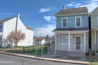 1138 W Willow St, Coal Township, PA 17866