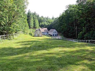 64 Ridge Rd, Deerfield, NH 03037