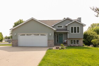 606 7th Ave NE, Kasson, MN 55944