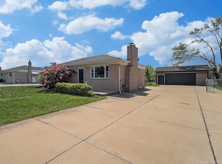 13658 Bernice Ave, Warren, MI 48089