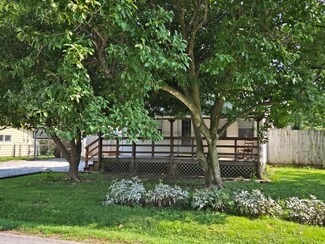 402 E Saint Louis St, Nixa, MO 65714