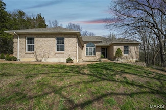 205 Sandstone Ct, Festus, MO 63028