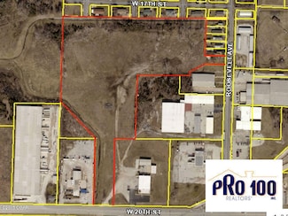 2303 W 20th St, Joplin, MO 64804