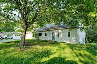 120 Scotch Ln, Rochester, NY 14617