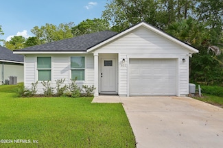 832 W 10th St, St. Augustine, FL 32084