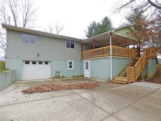 702 Starr Ave, Harrisville, WV 26362