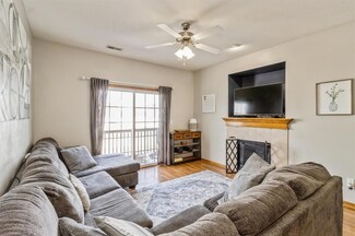 1602 NW Prairie Lakes Dr Unit 1, Ankeny, IA 50023