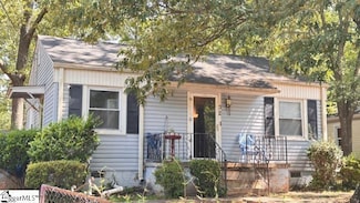 32 Prancer Ave, Greenville, SC 29605