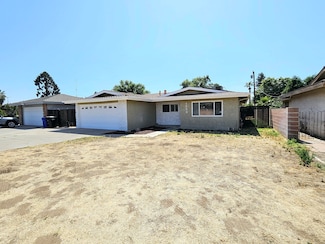 1559 N Prospect St, Porterville, CA 93257