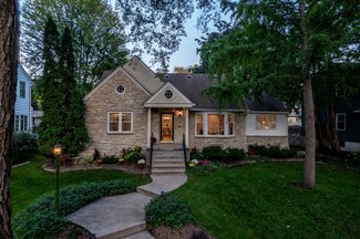 4833 Irving Ave S, Minneapolis, MN 55419