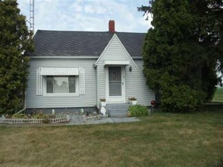 2406 S Huntsville Rd, Winchester, IN 47394