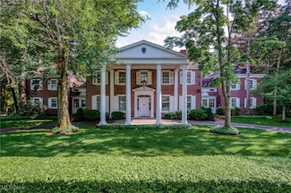 19200 S Woodland Rd, Shaker Heights, OH 44122