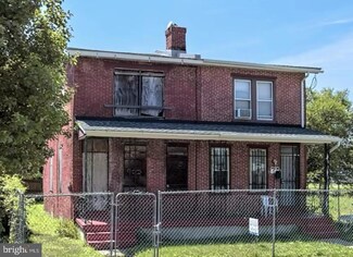 931 S 7th St, Camden, NJ 08103