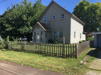 312 E 8th Ct, Trenton, MO 64683