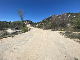 783 Crazy Horse Canyon Dr, Aguanga, CA 92536