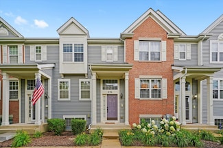 896 Clover Ln, Pingree Grove, IL 60140