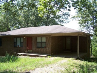 2308 Mcfadden Rd, Hardy, AR 72542
