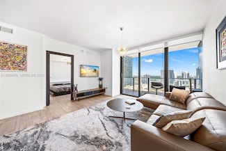 1000 Brickell Plaza Unit 2111, Miami, FL 33131
