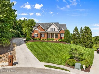 135 Kimerson Ct, Lenoir City, TN 37772