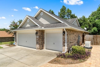 3018 Crown Creek Cir, Crestview, FL 32539