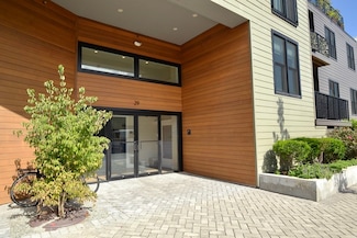 29 Woodbine St Unit 206, Somerville, MA 02143