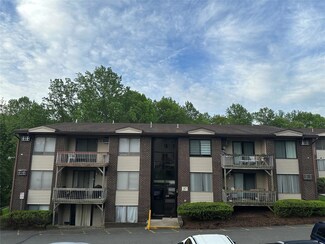 379 Country Club Ln, Pomona, NY 10970