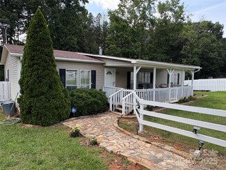 7010 Executive Cir, Denver, NC 28037