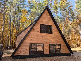 83 Chipmunk Ln, Tamworth, NH 03886