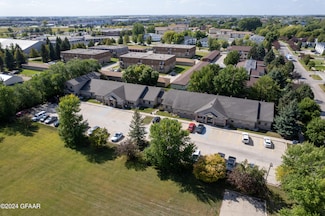 1551 28th Ave S, Grand Forks, ND 58201