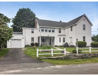 230 Hancock St, Stoneham, MA 02180