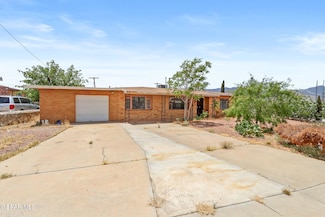 1905 Saint Johns Dr, El Paso, TX 79903
