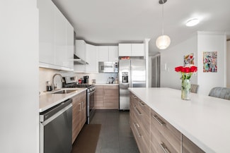 7000 Blvd E Unit 45F, Guttenberg, NJ 07093
